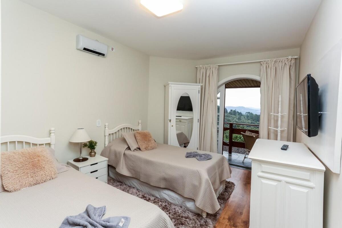 Quatre Saison 412 - Flat Nas Montanhas Perfeito Para Relaxar Campos do Jordao Luaran gambar